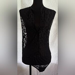 Elegant Black Lace Women's Bodysuit (XL)